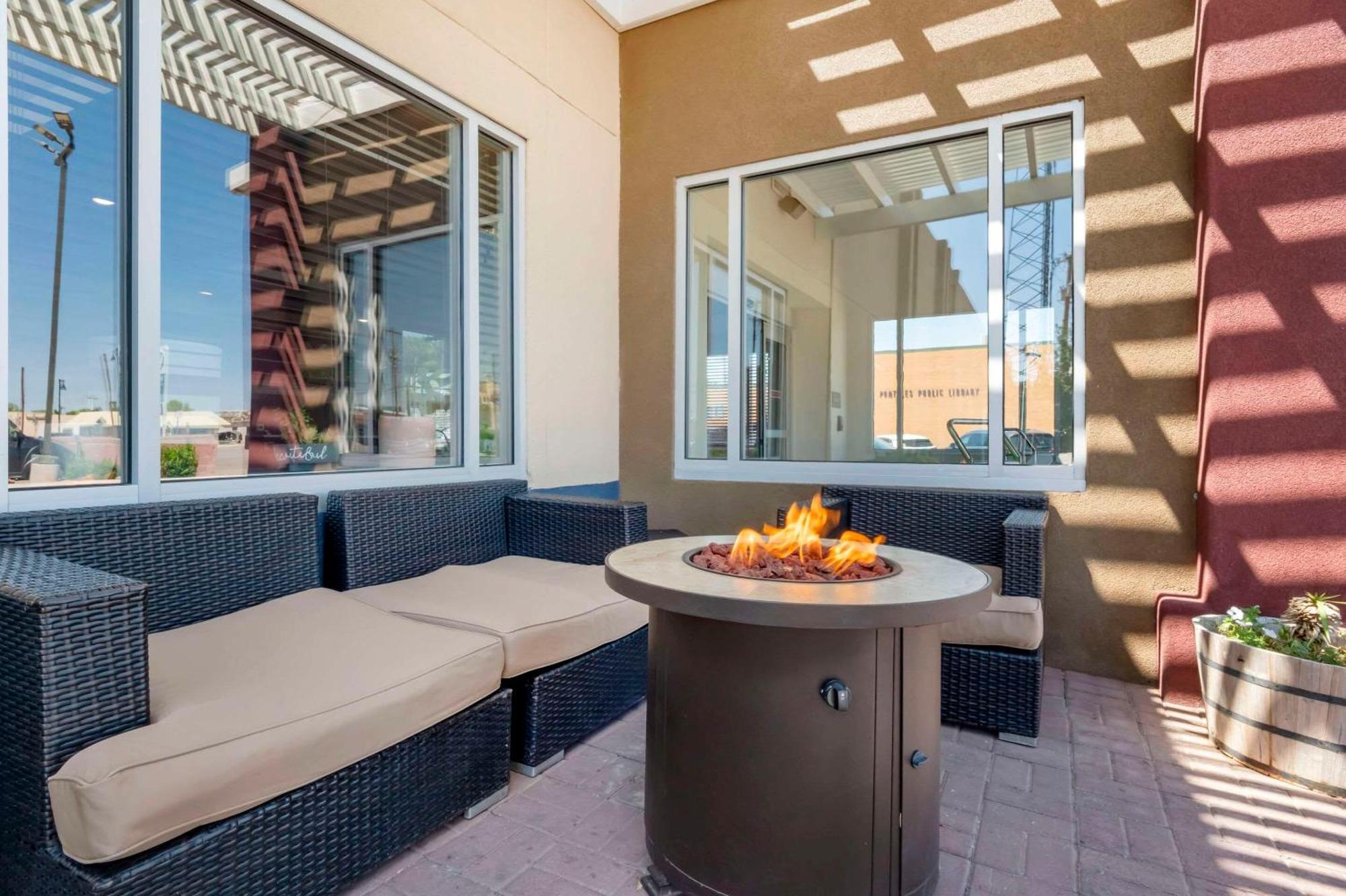 Comfort Inn Portales Kültér fotó